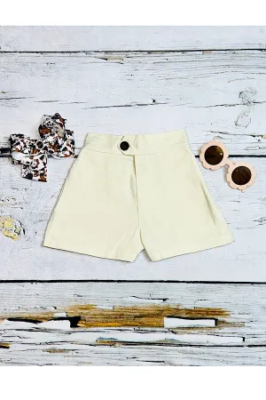 Beige girls short w/black button 230121M