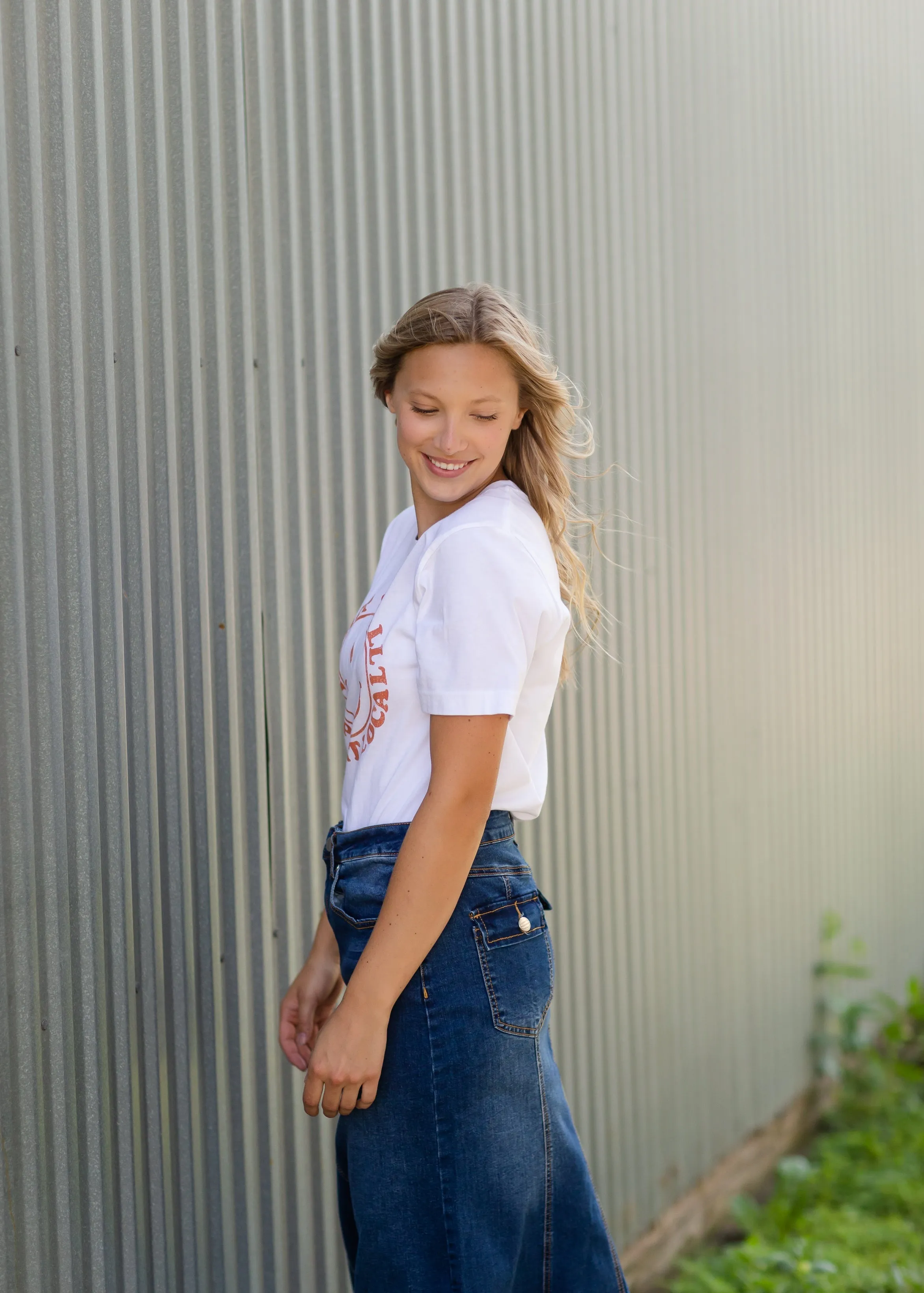 White Short Sleeve Shop Small T-shirt